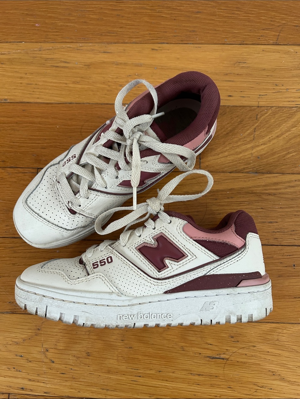 New Balance Women’s 550 Washed Burgundy Sneakers - women’s 5.5 (EU 36)